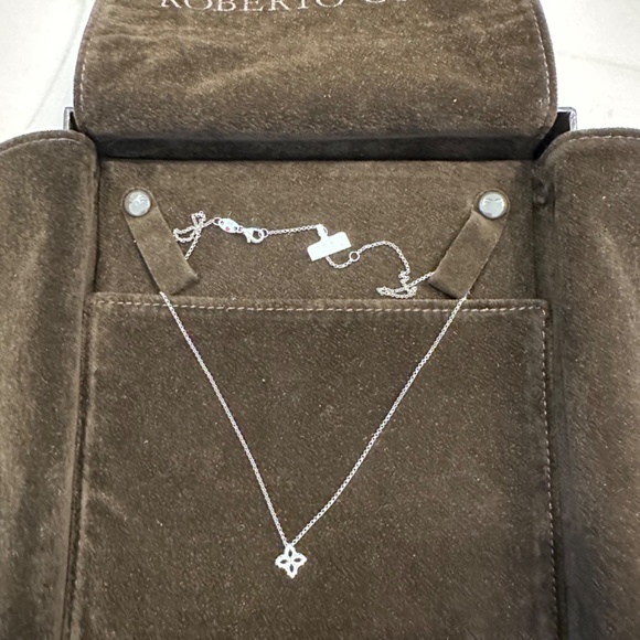 Roberto Coin Princess Flower Diamond Necklace 18K - Picture 4 of 4